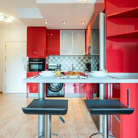 Benalbeach Bliss Seafront Retreat With Balcony Apartment *